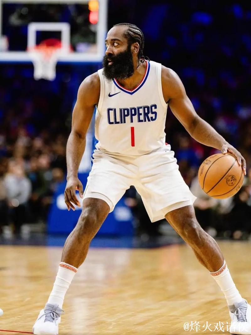 莱昂纳德45+7哈登20+7 快船轻取爵士六连胜