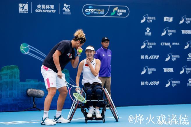 吴尊张之臻携网球场上的“轮椅舞者” 共赴名人精英表演赛 吴尊张之臻携网球场上的“轮椅舞者” 共赴名人精英表演赛